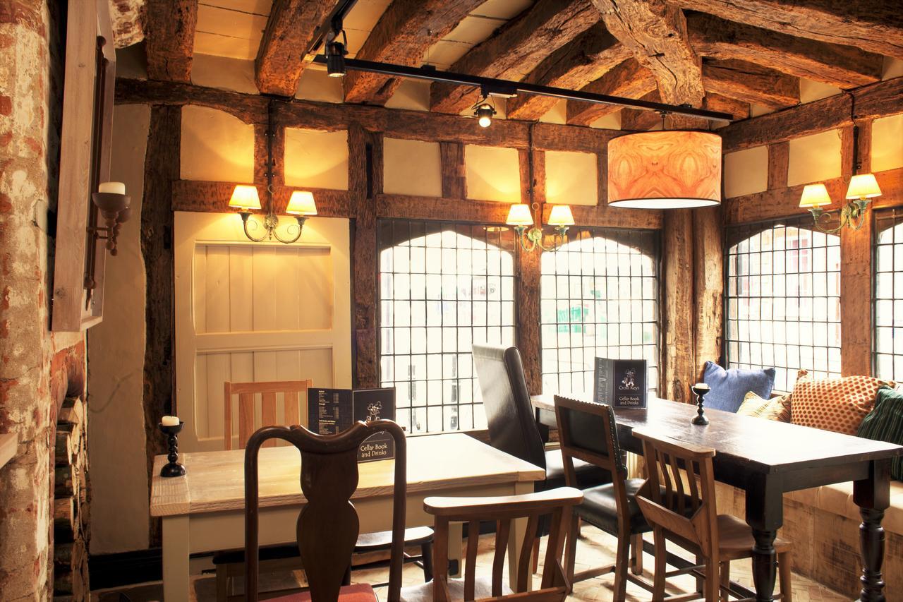 The Cross Keys Hotel Saffron Walden Bagian luar foto