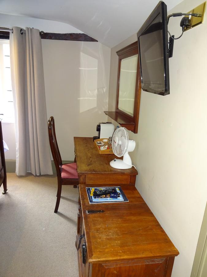 The Cross Keys Hotel Saffron Walden Bagian luar foto